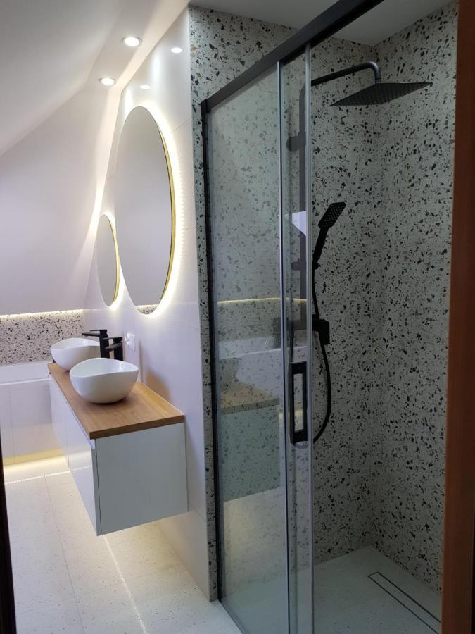 Na Stawach Guest House Stryszow Eksteriør bilde